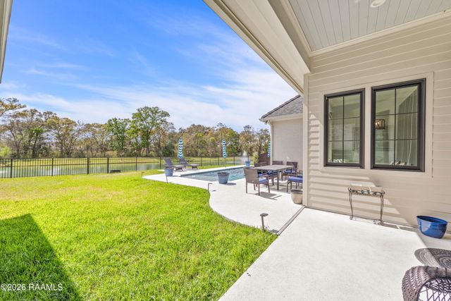 200 Vineyard Row, Lafayette, LA 70508