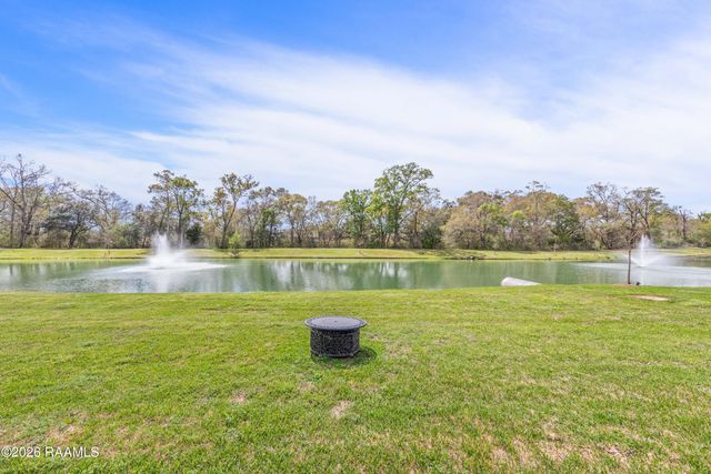 200 Vineyard Row, Lafayette, LA 70508