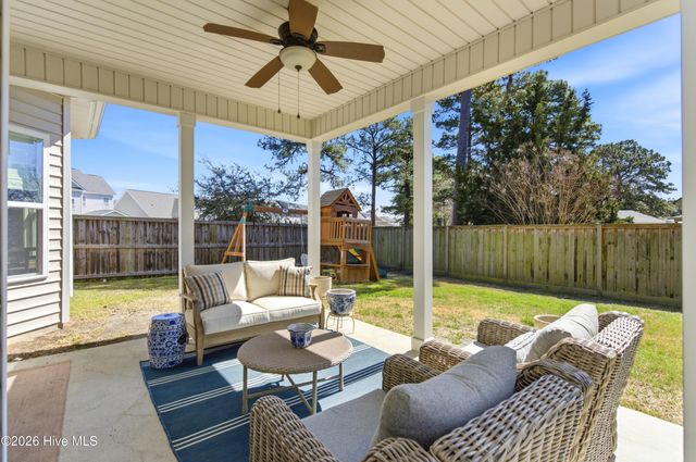 47 Peoples Court, Hampstead, NC 28443