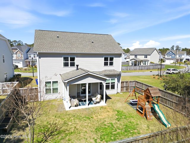 47 Peoples Court, Hampstead, NC 28443