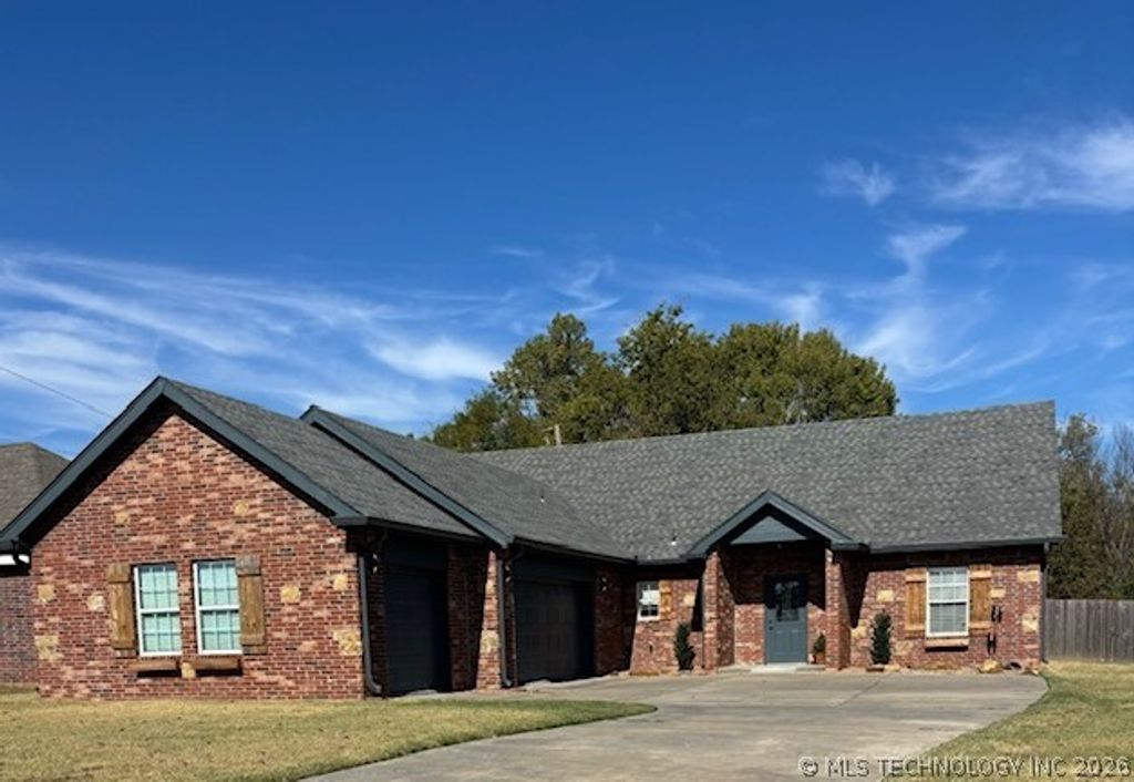 142 Elm Street, Mannford, OK 74044