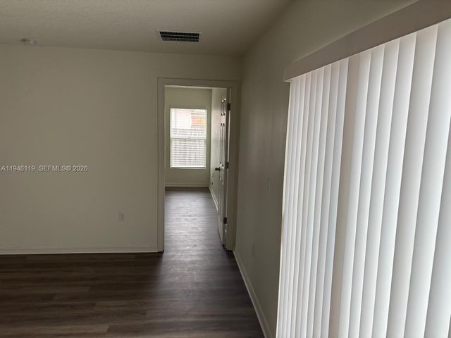 579 NW North Macedo Blvd 579, Port St. Lucie, FL 34983