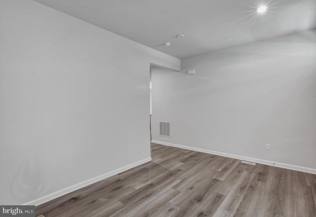 110 NORWICH ST, Swedesboro, NJ 08085