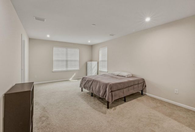 110 NORWICH ST, Swedesboro, NJ 08085
