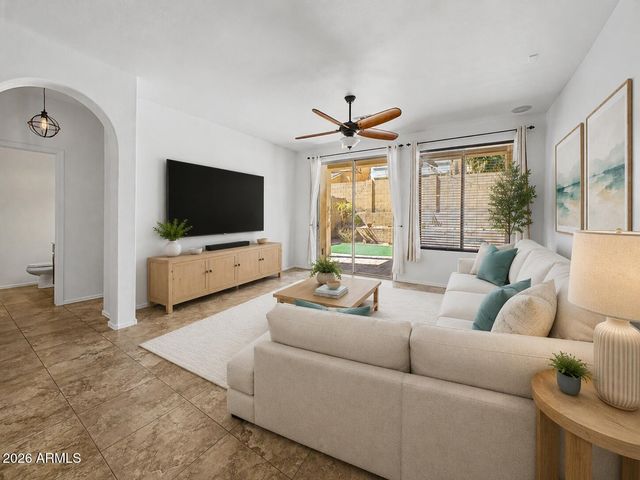 1650 W COTTONWOOD Lane, Phoenix, AZ 85045