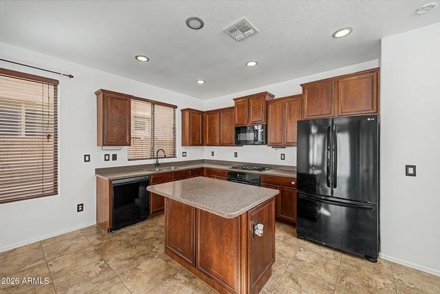 1650 W COTTONWOOD Lane, Phoenix, AZ 85045