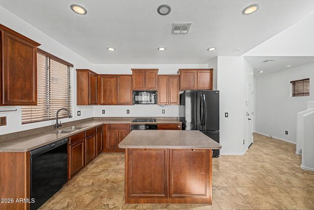 1650 W COTTONWOOD Lane, Phoenix, AZ 85045