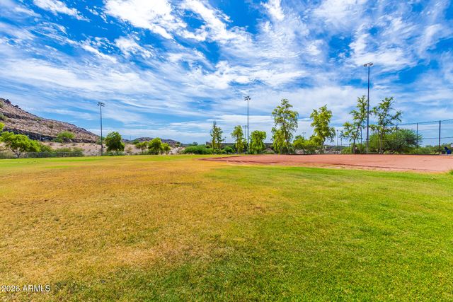 1650 W COTTONWOOD Lane, Phoenix, AZ 85045