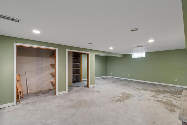 6845 N 102nd STREET, Milwaukee, WI 53224