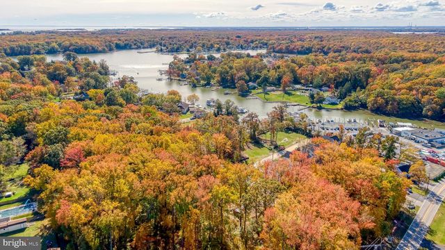 2027 WILLIAM AVE, Essex, MD 21221