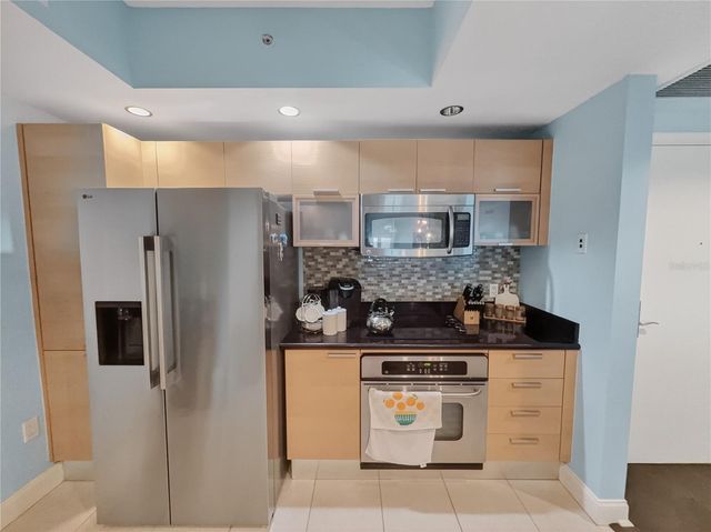 231 RIVERSIDE DRIVE 208-1, Holly Hill, FL 32117