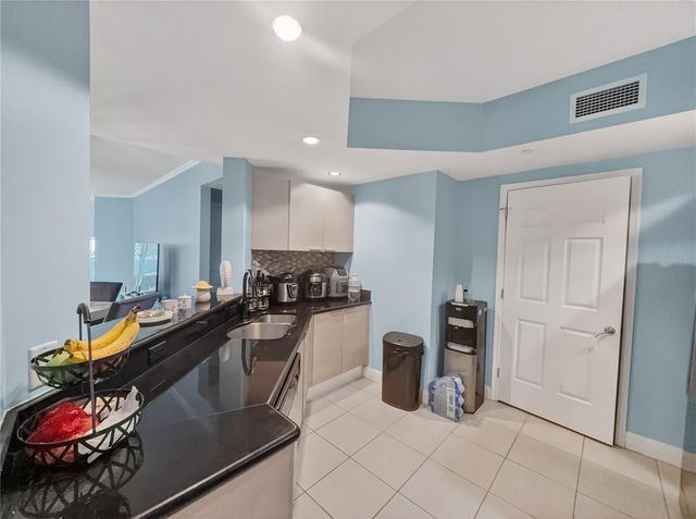 231 RIVERSIDE DRIVE 208-1, Holly Hill, FL 32117