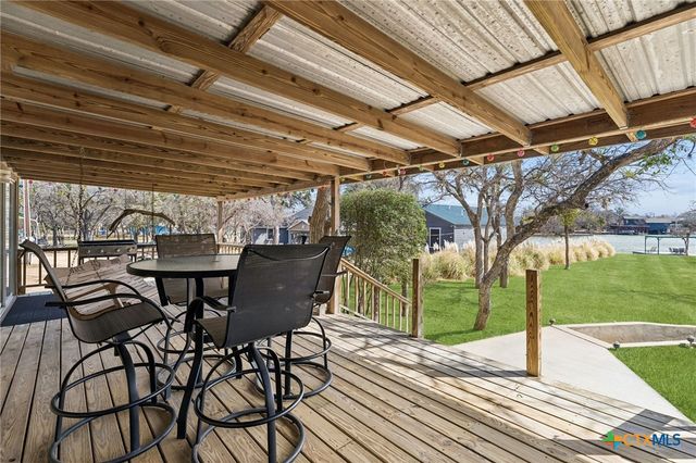 506 Ranch Road 2233, Llano, TX 78643