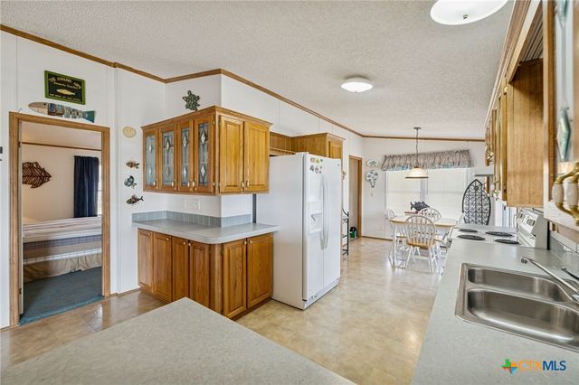 506 Ranch Road 2233, Llano, TX 78643