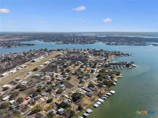 506 Ranch Road 2233, Llano, TX 78643