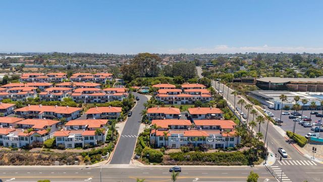 406 Paseo Pacifica, Encinitas, CA 92024