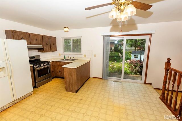 728 Stonesign Drive, Fenton, MO 63026