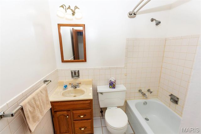 728 Stonesign Drive, Fenton, MO 63026