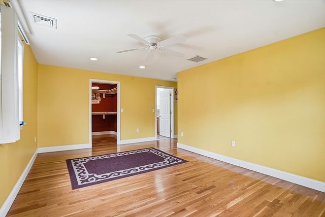 57 Lanewood Ave, Framingham, MA 01701
