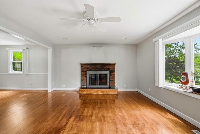 57 Lanewood Ave, Framingham, MA 01701