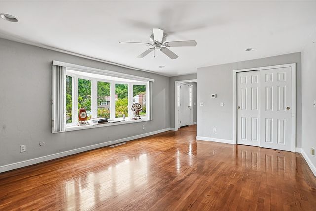 57 Lanewood Ave, Framingham, MA 01701