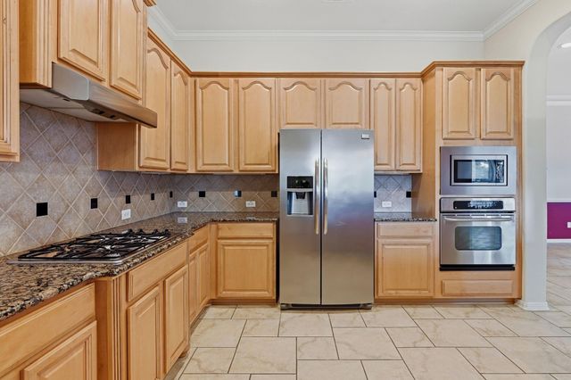 1126 Chelshurst Way, Spring, TX 77379