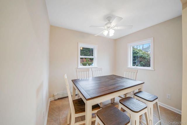 8 Florence Court, Huntington Station, NY 11746