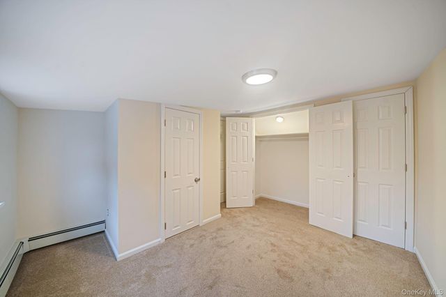 8 Florence Court, Huntington Station, NY 11746