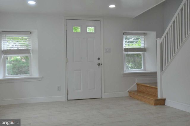 275 E MEEHAN AVE, Philadelphia, PA 19119