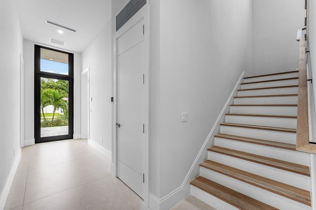 309 SE 6th Street, Delray Beach, FL 33483