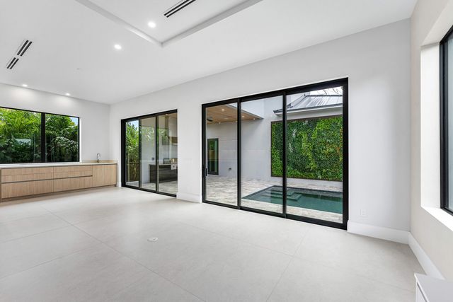 309 SE 6th Street, Delray Beach, FL 33483