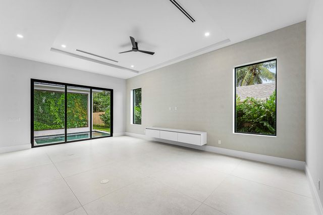 309 SE 6th Street, Delray Beach, FL 33483