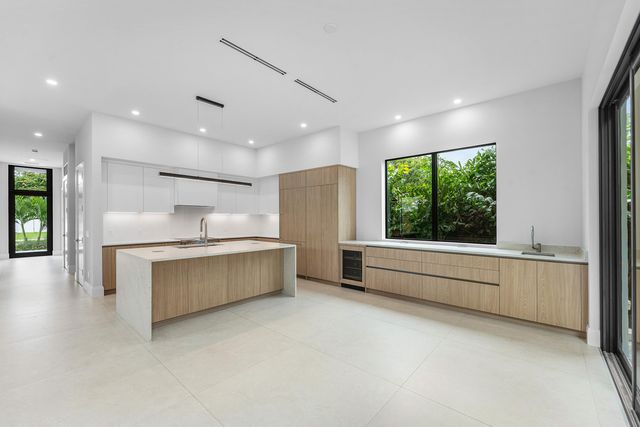 309 SE 6th Street, Delray Beach, FL 33483