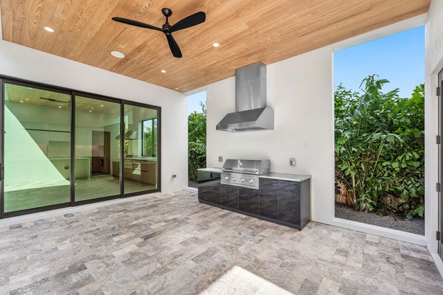 309 SE 6th Street, Delray Beach, FL 33483