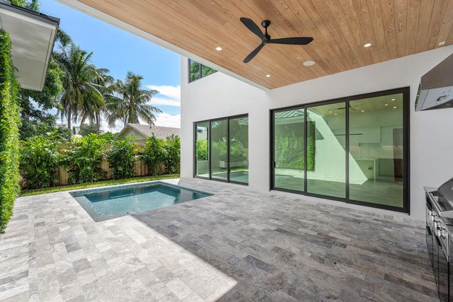 309 SE 6th Street, Delray Beach, FL 33483