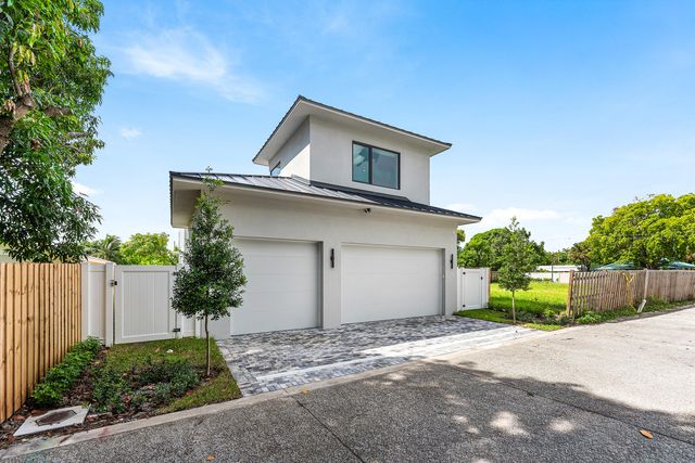309 SE 6th Street, Delray Beach, FL 33483