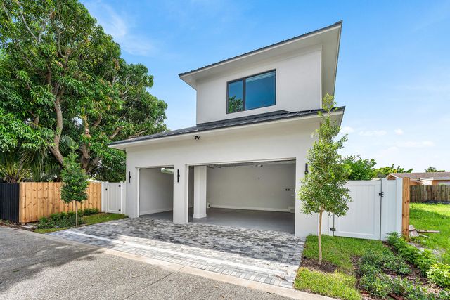309 SE 6th Street, Delray Beach, FL 33483