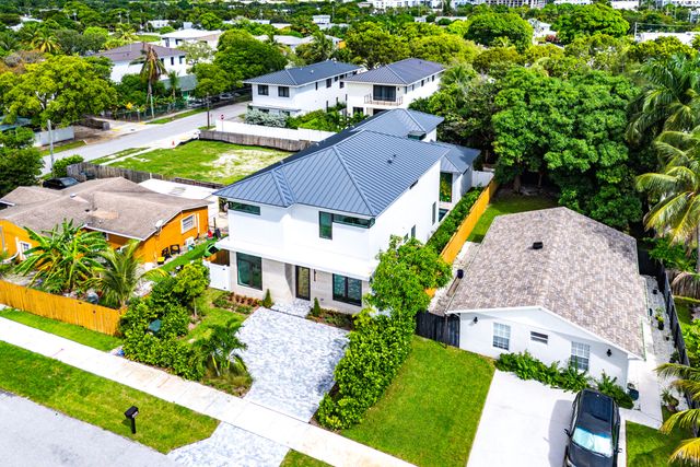 309 SE 6th Street, Delray Beach, FL 33483