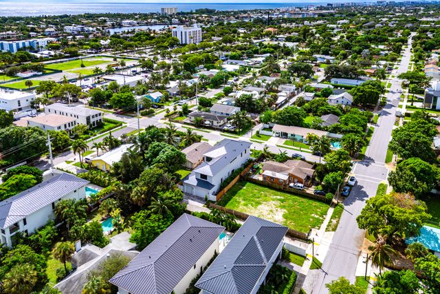 309 SE 6th Street, Delray Beach, FL 33483