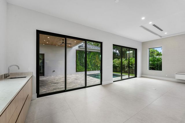 309 SE 6th Street, Delray Beach, FL 33483