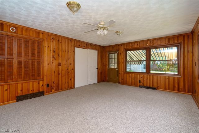 16223 Bardbury Avenue, Middleburg Heights, OH 44130