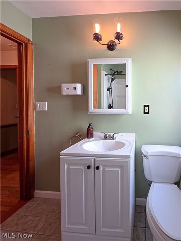 16223 Bardbury Avenue, Middleburg Heights, OH 44130