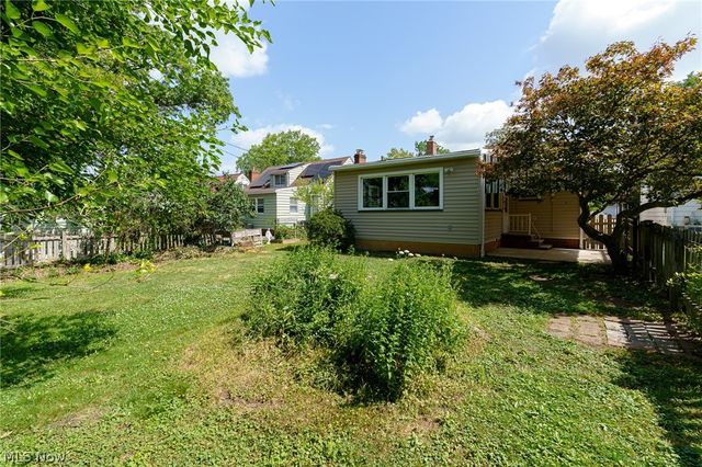 16223 Bardbury Avenue, Middleburg Heights, OH 44130