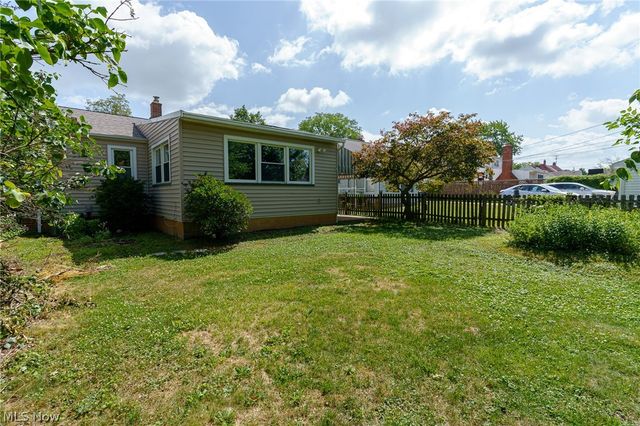 16223 Bardbury Avenue, Middleburg Heights, OH 44130