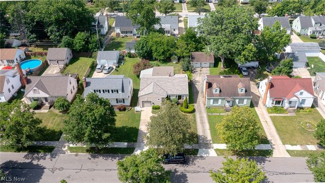 16223 Bardbury Avenue, Middleburg Heights, OH 44130