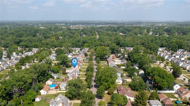 16223 Bardbury Avenue, Middleburg Heights, OH 44130