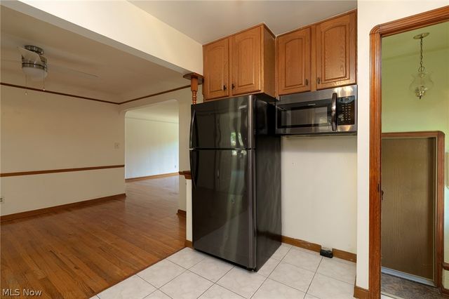 16223 Bardbury Avenue, Middleburg Heights, OH 44130
