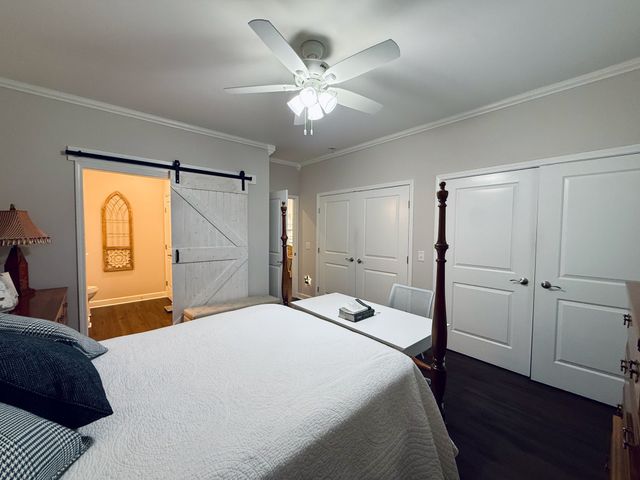 320 Spring Valley Dr, Cottontown, TN 37048