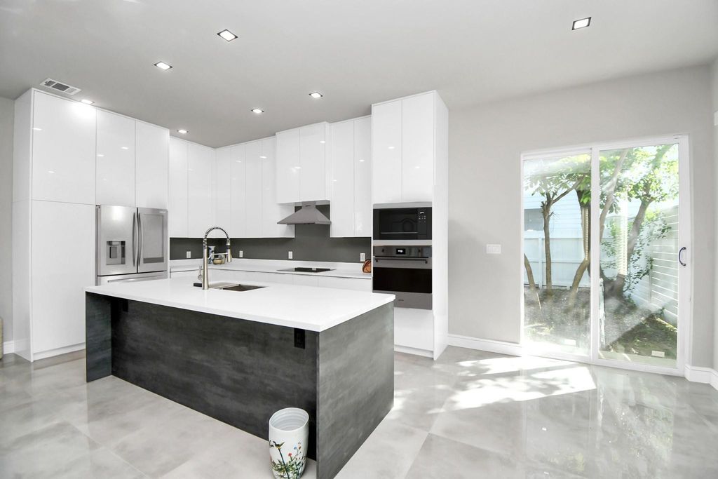 2505 Anita Street, Houston, TX 77004