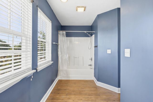 365 Marsh Pl., Murrells Inlet, SC 29576